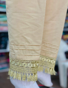 Women stitched shuttle lace Capri