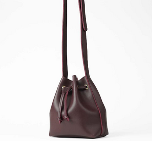 Bucket bag maroon