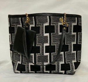 Women's raxine hand bag