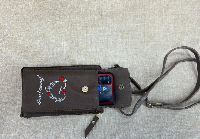 Women casual cellphone bag