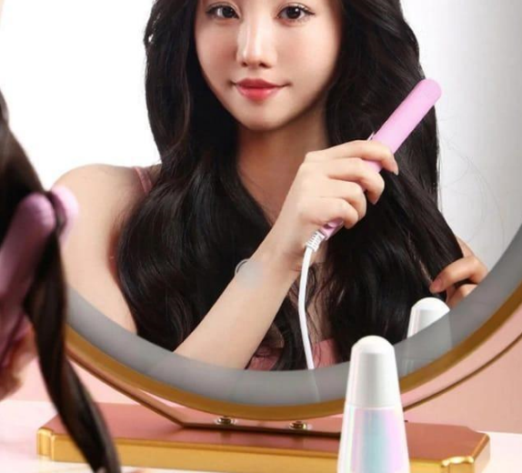 Professional hair straightener brush
